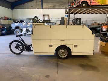 Bakfiets voor goederen - Opknapper beschikbaar voor biedingen