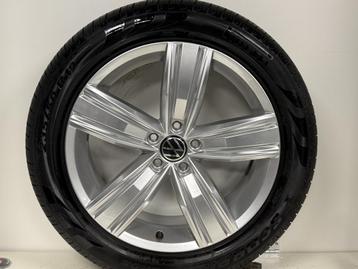 19 inch Origineel Volkswagen Tiguan 235/50/19 Pirelli et43 beschikbaar voor biedingen