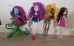 4 monster high poppen draculaura ari hauntington posea, Kinderen en Baby's, Speelgoed | Poppen, Ophalen of Verzenden, Zo goed als nieuw