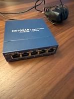 Netgear  GS 105 Internet Switch incl. Adapter - Nieuwstraat, Computers en Software, Netwerk switches, Ophalen of Verzenden, Gebruikt