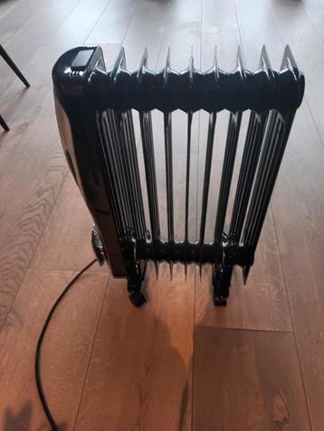 Oliegevulde radiator 2000w beschikbaar voor biedingen