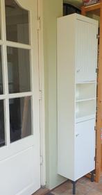 witte hoge badkamerkast Silveran Ikea, Huis en Inrichting, Badkamer | Badkamermeubels, Ophalen, (Half)hoge kast, Minder dan 50 cm