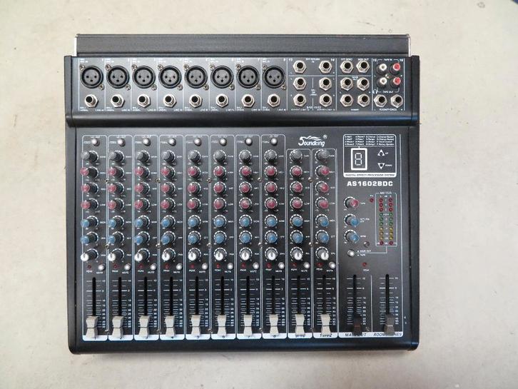 Powermixer Soundking, Muziek en Instrumenten, Mengpanelen, Zo goed als nieuw, 10 tot 20 kanalen, Ophalen of Verzenden
