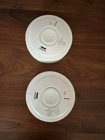 2 Nieuwe Bedrade rookmelders Ei Electronics 3016 beschikbaar voor biedingen