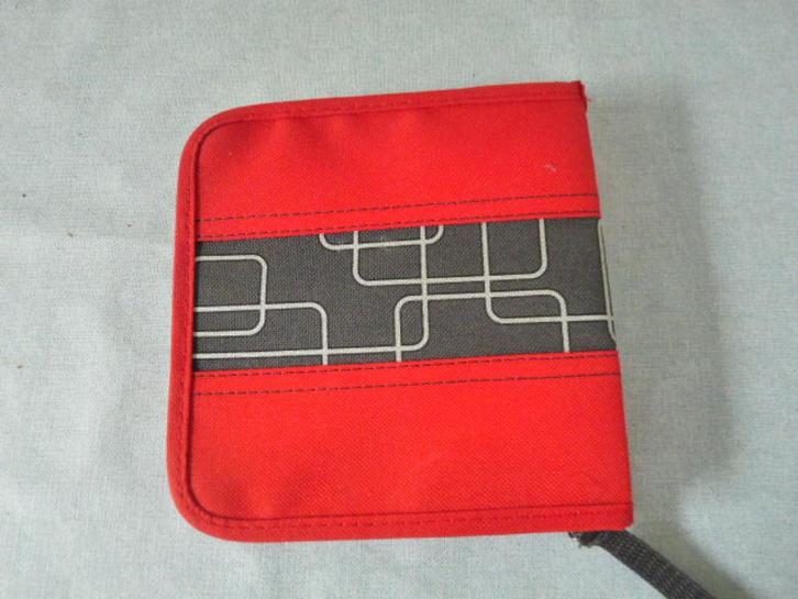  Rood met grijs ( stof) Opbergmap voor cd, cd Rom of dvd's., Cd's en Dvd's, Cd's | Verzamelalbums, Zo goed als nieuw, Overige genres