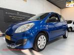 Renault Twingo 1.2 Authentique Nap/3Drs/Airco!, Auto's, Renault, Voorwielaandrijving, Gebruikt, 4 cilinders, Metallic lak