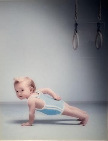 Paul Ruigrok - "Gym baby" - foto op dibond, achter plexiglas beschikbaar voor biedingen