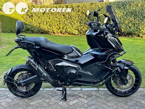 ⭐️ UNIEKE CUSTOM Honda XADV 750 2022 BLACK EDITION ! X-adv, Motoren, Motoren | Honda, Bedrijf, Scooter, meer dan 35 kW, 2 cilinders
