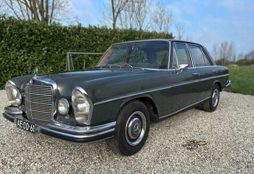Mercedes-Benz 200-280 (W108) 250 LEUKE BASIS! (bj 1967), Auto's, Oldtimers, Bedrijf, Te koop, Mercedes-Benz, Benzine, Sedan, Handgeschakeld