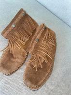 Minnetonka’s suède schoenen mocassins laarzen laarsjes 35 ?, Laarzen, Minnetonka’s, Gebruikt, Verzenden