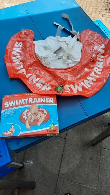 Swimtrainer 3mnd-4jr beschikbaar voor biedingen