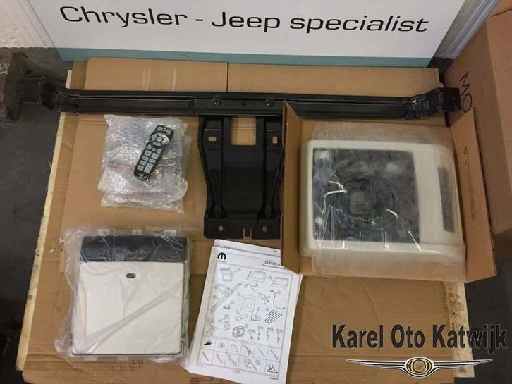 Media systeem DVD Dodge Journey 2010, Auto diversen, Autoradio's, Ophalen of Verzenden