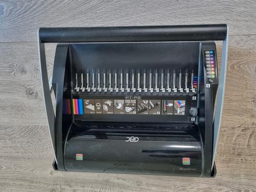 GBC Combbind 200 Pons Inbindmachine, Zakelijke goederen, Kantoor en Winkelinrichting | Kantoorartikelen, Gebruikt, Ophalen of Verzenden