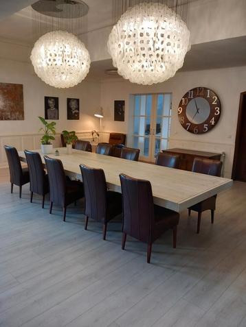 Nieuwe EETTAFELS/KEUKENTAFELS altijd de laagste prijs. beschikbaar voor biedingen