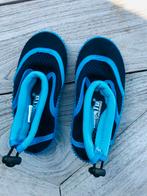 Nieuw > surf schoenen maat 24 blauw waterschoen, Ophalen of Verzenden, Zo goed als nieuw, Kind, Zeil- of Surfschoenen
