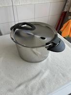 Fissler Pan 24cm, Huis en Inrichting, Keuken | Potten en Pannen, Gebruikt, Inductieplaat, Ophalen of Verzenden, Rvs