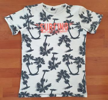 Surfing t-shirt. Scamps & Boys. Maat 170 beschikbaar voor biedingen