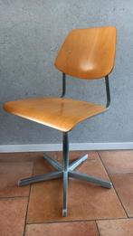 Vintage stoel hoogte verstelbaar, werkstoel, schoolstoel, Huis en Inrichting, Stoelen, Ophalen, Gebruikt, Mid century, Eén