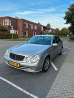 Mercedes-Benz E-Klasse E320CDI Avantgarde | 185.000km!!, Auto's, Automaat, Achterwielaandrijving, Diesel, Dealer onderhouden