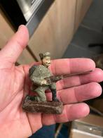 Knielende duitse soldaat wo1, Ophalen of Verzenden