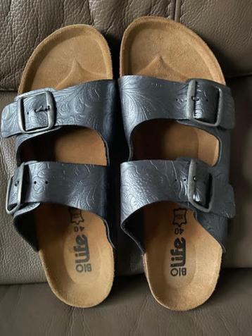 Slippers Biolife maat 40 (ZGAN) beschikbaar voor biedingen
