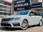 Skoda Octavia Combi 2.0 RS 245PK | Bi-Xenon | Full-Led | Nav, Stof, Gebruikt, 4 cilinders, Traction-control
