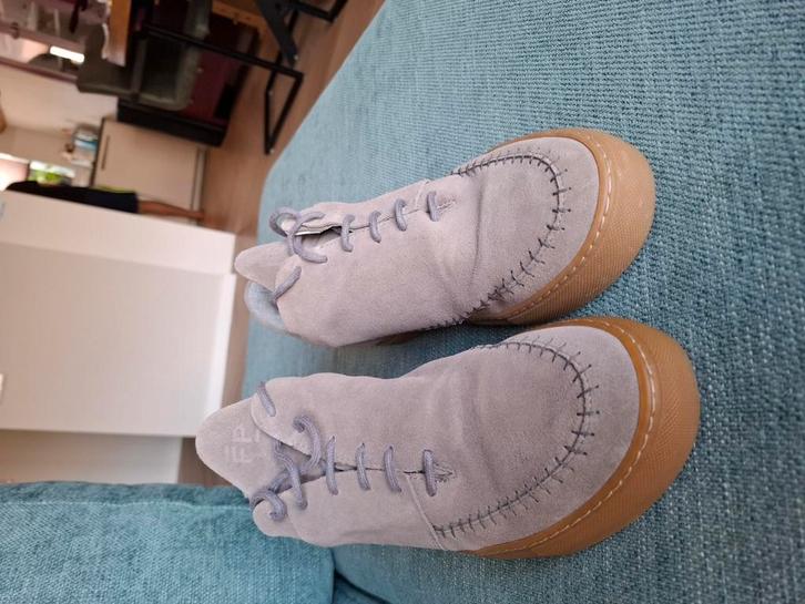 Nette grijze suede herenschoen maat 43.5-44, Kleding | Heren, Schoenen, Zo goed als nieuw, Veterschoenen, Overige kleuren, Ophalen of Verzenden