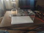 Vitrine modelbouw L35xB17xH15 op houten voetstuk, Hobby en Vrije tijd, Ophalen of Verzenden, Zo goed als nieuw, Overige typen