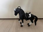 Schleich Friese wedstrijdhengst zwart paard 42457, Ophalen of Verzenden, Zo goed als nieuw
