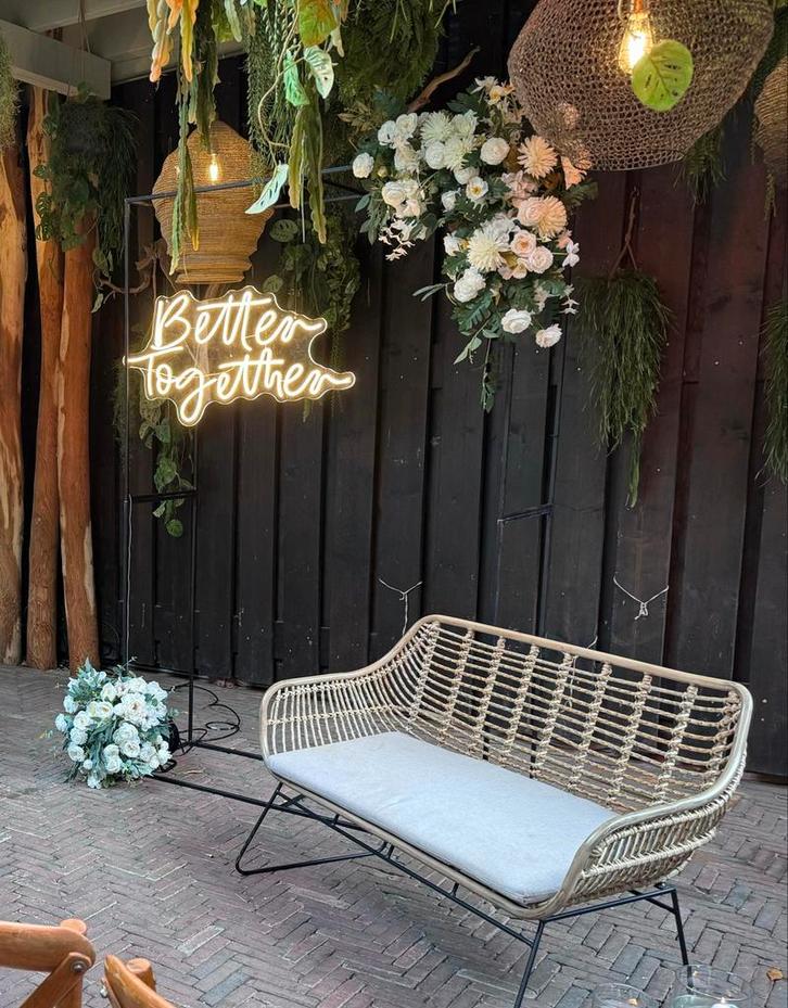 Zwart metalen backdrop voor bruiloft/evenement, Hobby en Vrije tijd, Feestartikelen | Verhuur, Zo goed als nieuw, Ophalen