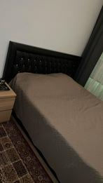 Bed 140x200 incl matras, Huis en Inrichting, Ophalen, Zwart, Tweepersoons, 140 cm