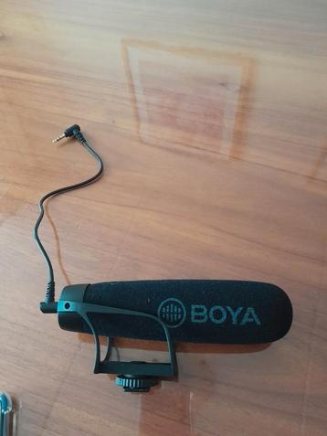 BOYA Microfoon voor Camera/Telefoon beschikbaar voor biedingen