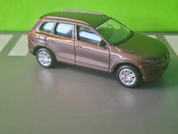 RMZ City - Volkswagen Touareg [bruin] 1/65 beschikbaar voor biedingen