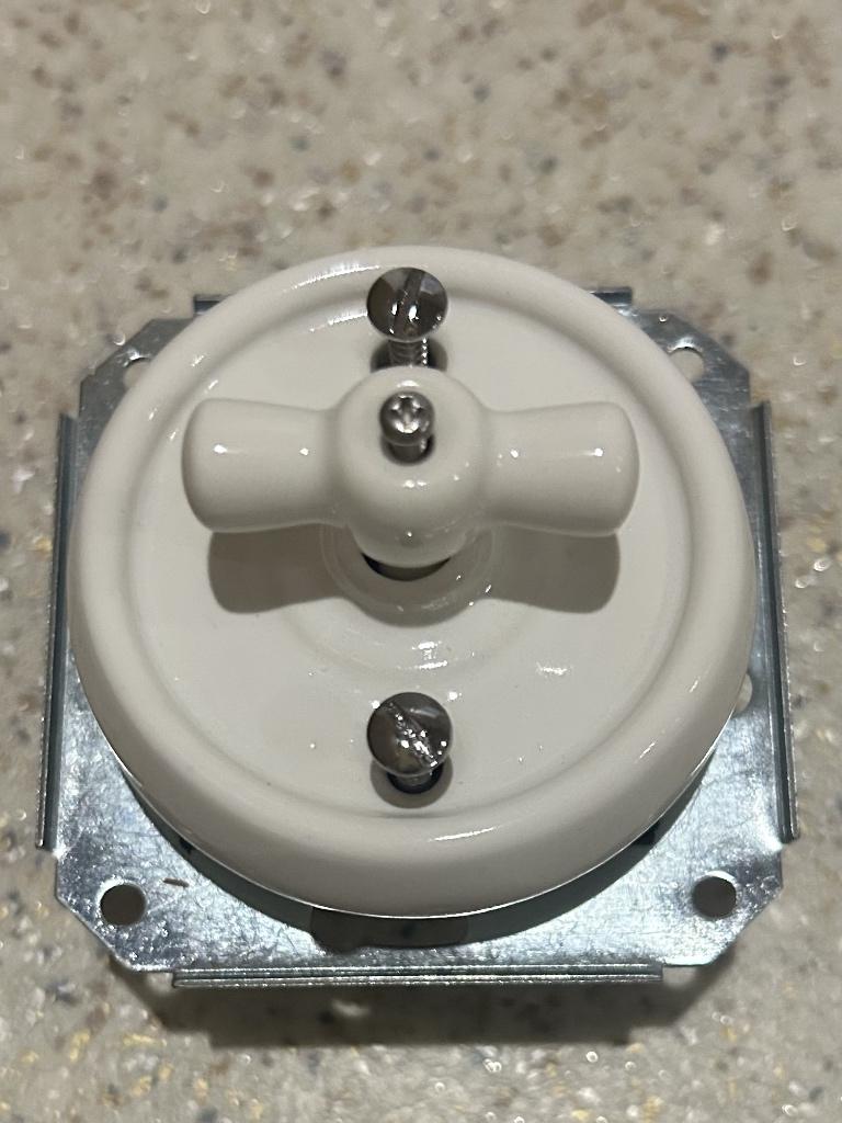 NIEUW Porseleinen lichtknoppen / schakelaars / draaiknoppen, Ophalen of Verzenden, Nieuw, Schakelaar