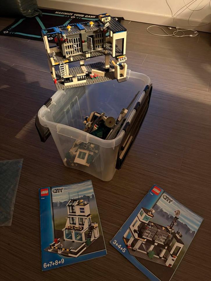 Lego City Politiebureau 7744 met boekjes, Kinderen en Baby's, Speelgoed | Duplo en Lego, Gebruikt, Lego, Complete set, Ophalen of Verzenden