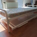 Bed met onderschuif bed. 200x90 cm, Ophalen, 90 cm, Tweepersoons, Zo goed als nieuw