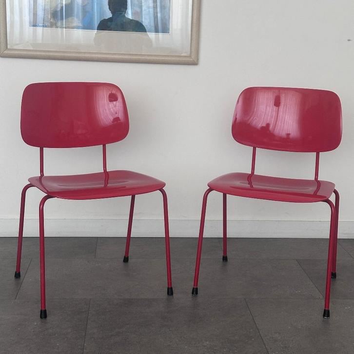 2 Rode FSK Revolt stoelen, Friso Kramer, Ahrend 1997,, Huis en Inrichting, Stoelen, Gebruikt, Twee, Kunststof, Metaal, Rood, Ophalen of Verzenden