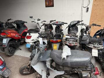 onderdelen motorscooters en scooters beschikbaar voor biedingen