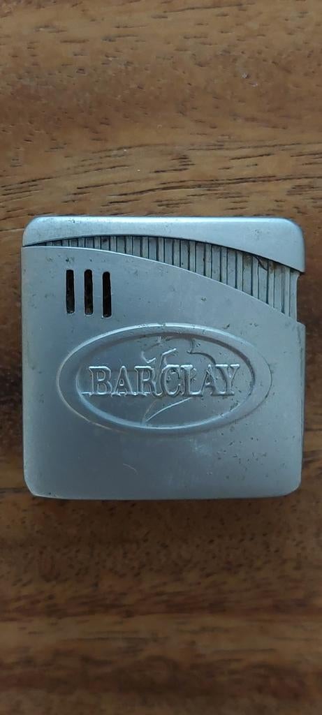 Aansteker Barclay., Verzamelen, Rookartikelen, Aanstekers en Luciferdoosjes, Ophalen of Verzenden, Gebruikt, Aansteker