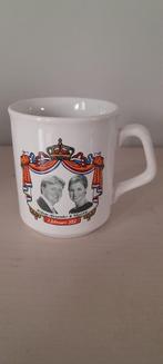 Willem Alexander en Maxima officiële mokken, Ophalen of Verzenden, Zo goed als nieuw, Servies