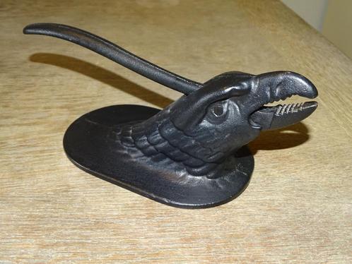 Notenkraker gietijzer vintage roofvogel adelaar arend, Antiek en Kunst, Curiosa en Brocante, Ophalen of Verzenden