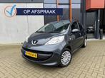 Peugeot 107 1.0 12V XS AIRCO NW APK OUTLET AUTO, Auto's, Peugeot, Voorwielaandrijving, Stof, Gebruikt, Zwart