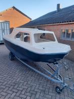 Kleine boot met kajuit - Opknapper, Ophalen, Gebruikt