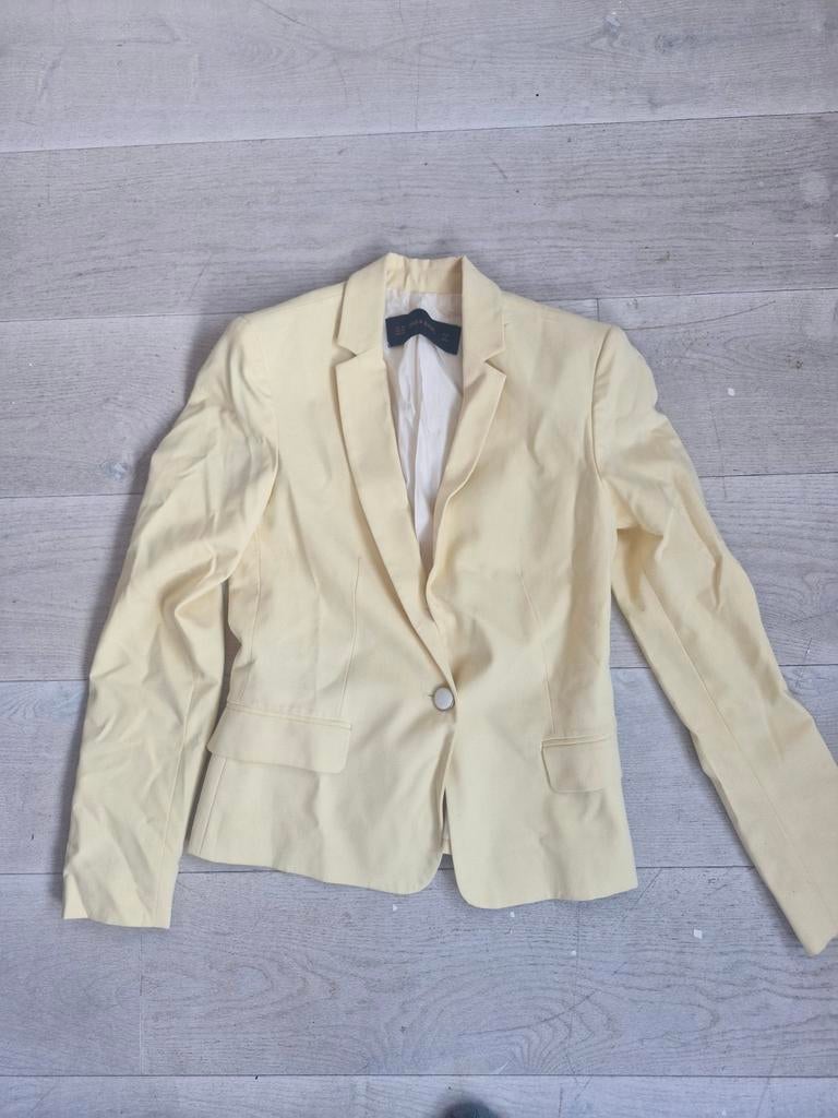 Zara Colbert - Botergeel, Kleding | Dames, Jasjes, Kostuums en Pakken, Zara, Geel, Ophalen of Verzenden, Zo goed als nieuw