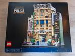 Lego 10278, Kinderen en Baby's, Speelgoed | Duplo en Lego, Ophalen of Verzenden, Zo goed als nieuw