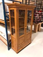 Nette eiken buffetkast vitrinekast, Ophalen, Zo goed als nieuw, X, 25 tot 50 cm