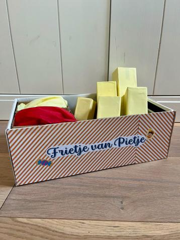Sinterklaas surprise friet / patat  beschikbaar voor biedingen