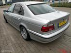 BMW 5-serie 528i Executive LPG3 AUT NW APK, Origineel Nederlands, Te koop, Zilver of Grijs, 5 stoelen