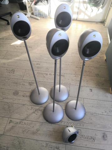 KEF HTS2001 Speakers / Eitjes / Surround 5.0 - Statief 4x beschikbaar voor biedingen