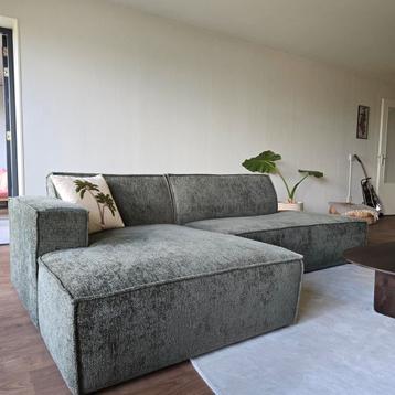 Pepp Interiors Enzo hoekbank met chaise longue beschikbaar voor biedingen